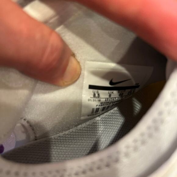 Nike women’s running shoes Sz 8.5 - Picture 9 of 9